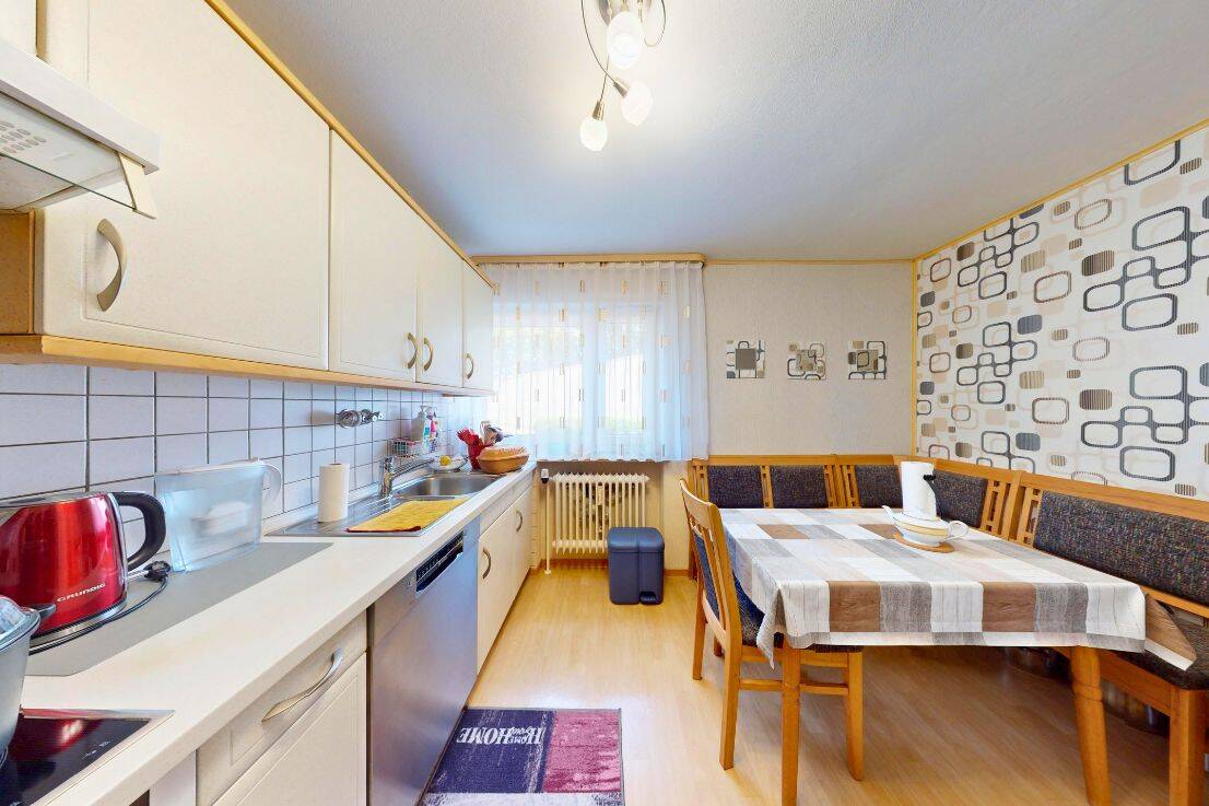 ** Großzügige 3ZKB Erdgeschosswohnung mit Balkon und Aufzug in City Wohnlage ** – 85057 Ingolstadt – Vorschaubild 4
