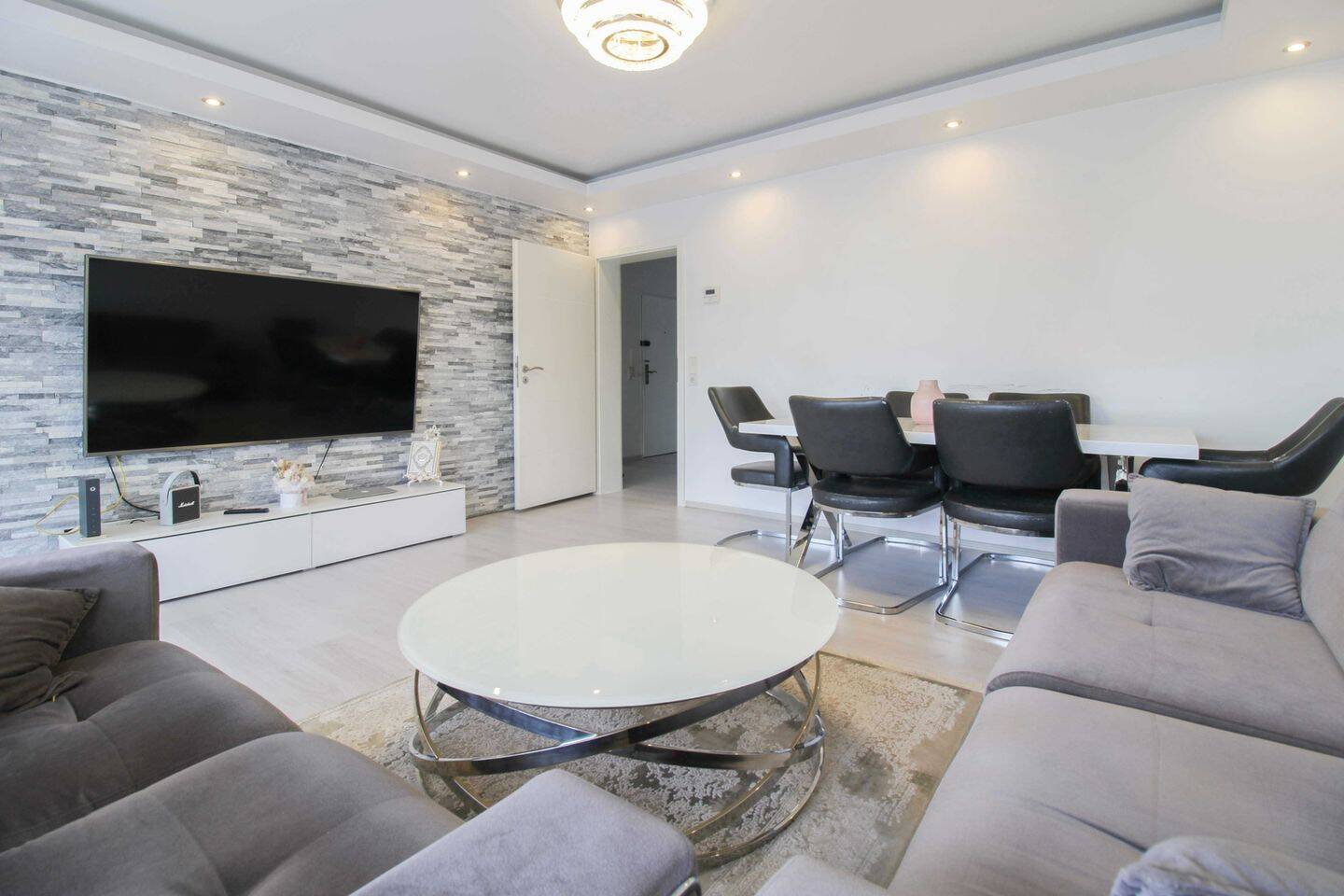Hochwertige 3,5-Zimmer ETW in Dortmund-Brackel – Feldrandlage, moderne Einbauküche & große Loggia! – 44309 Dortmund – Vorschaubild 3