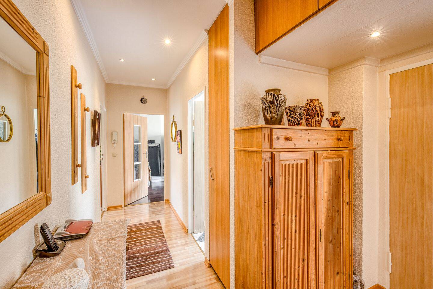 Gepflegte und gut geschnittene 4-Zimmer-Wohnung nahe Schlosspark – 10589 Berlin – Vorschaubild 3