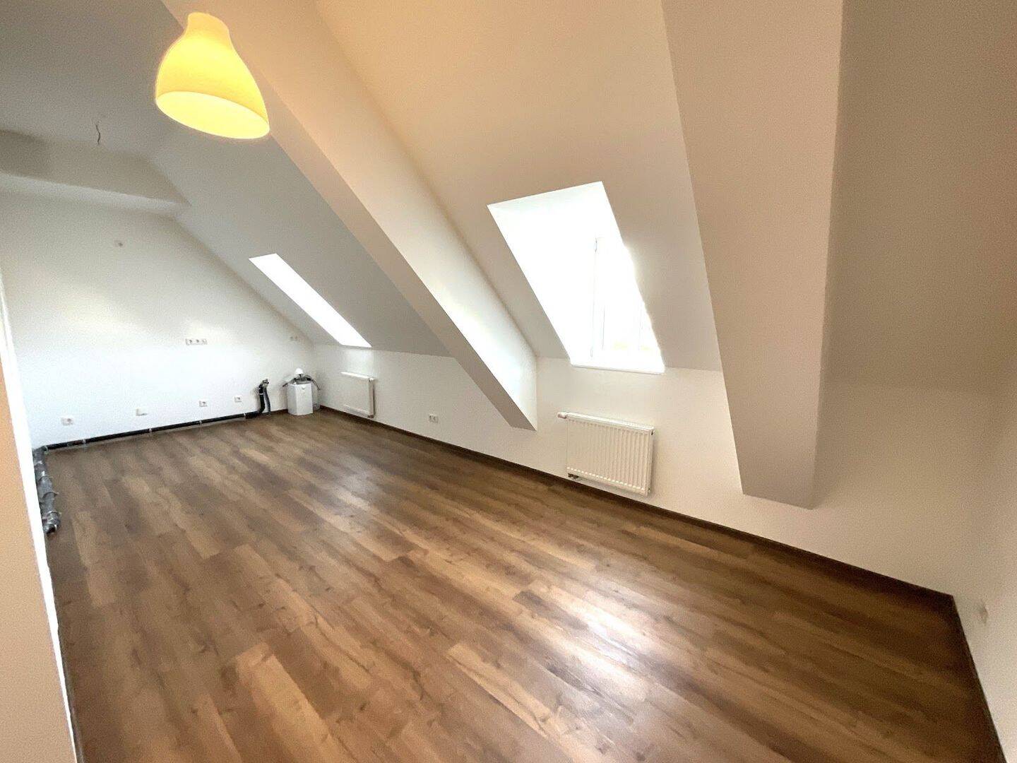 Gut geschnittene 2-Zimmer Wohnung in TOP-Lage – 90762 Fürth – Vorschaubild 3