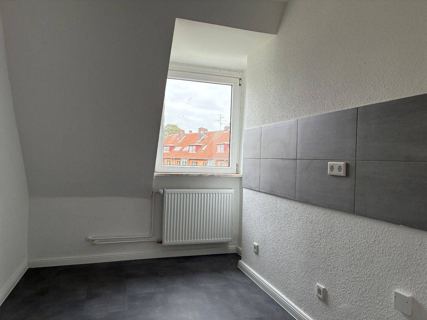 Sanierte Dachgeschosswohnung in Hildesheim – 31137 Hildesheim – Vorschaubild 4