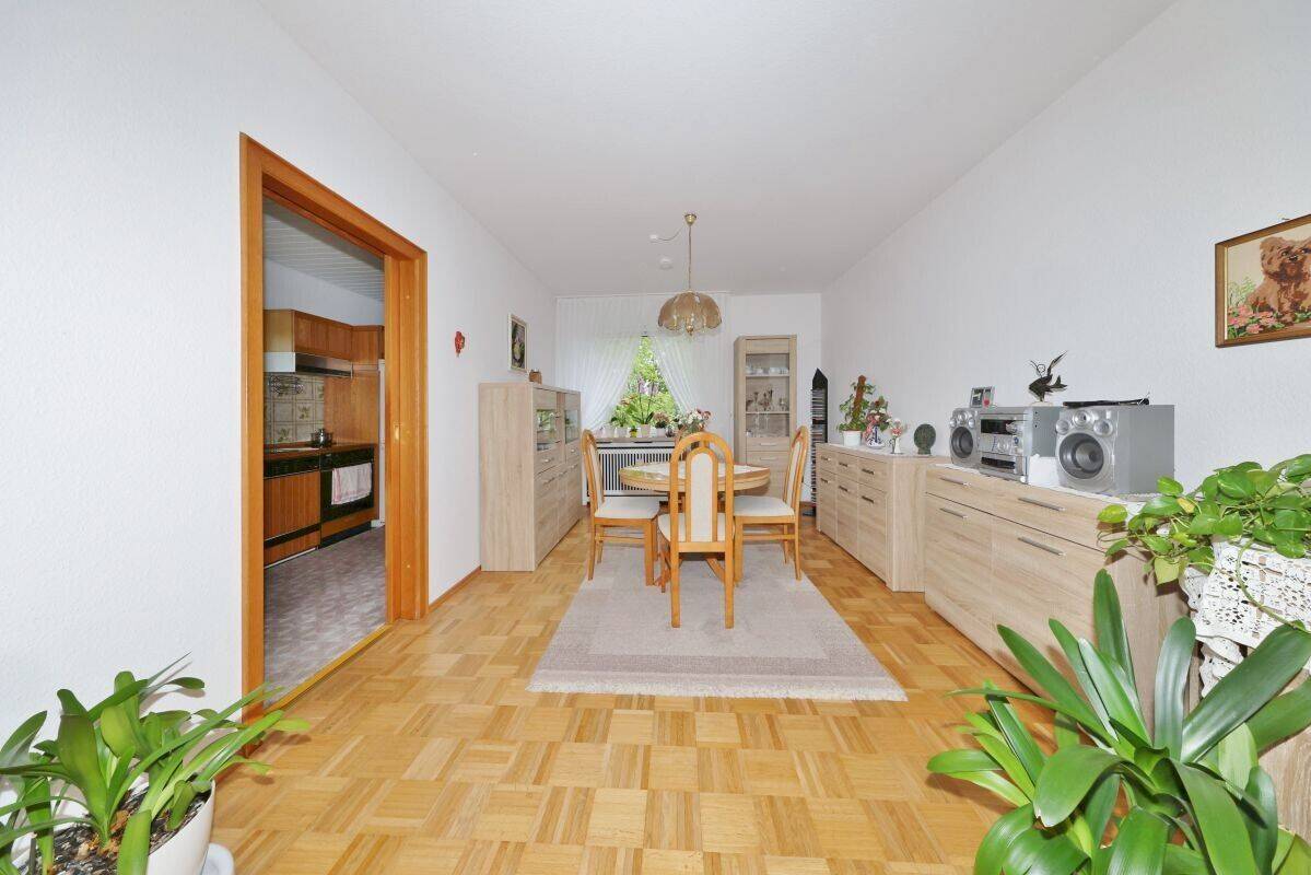 TT: Vermietete sonnige 2,5-Zimmer-Wohnung mit Südbalkon in gepflegter Wohnlage! – 26389 Wilhelmshaven – Vorschaubild 11