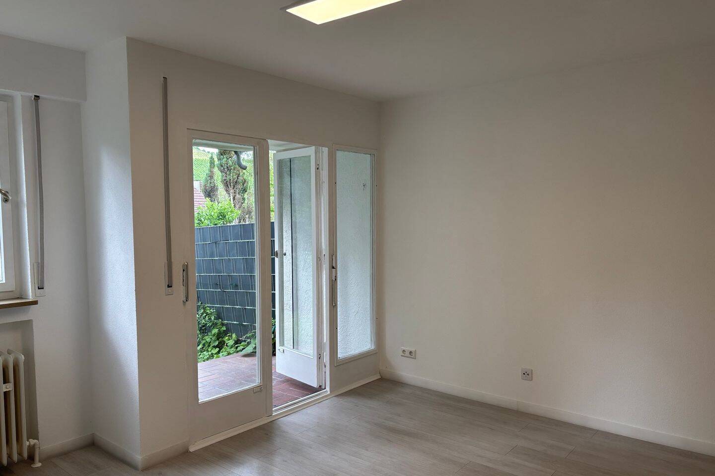 1-Zimmer-Eigentumswohnung mit großem Garten in ruhiger Lage von Stuttgart-Hedelfingen – 70329 Stuttgart – Vorschaubild 3