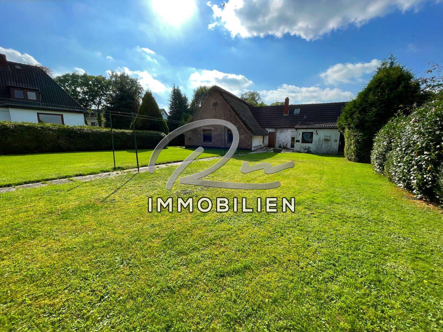 Freistehendes Reetdachhaus + Anbau auf Baugrundstück für ein Einfamilien- oder Doppelhaus! – 28777 Bremen – Vorschaubild 5