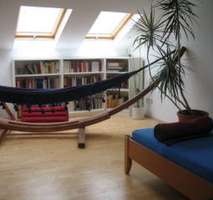 Traumhaft helles Dachstudio in Stil-Altbau, zentralst – 63065 Offenbach am Main – Vorschaubild 3