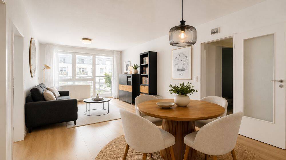 Bezugsfrei: 3-Zi. Wohnung mit 2 Bädern, Balkon, Stellplatz & Concierge-Service in Prenzlauer Berg – 10435 Berlin – Vorschaubild 3