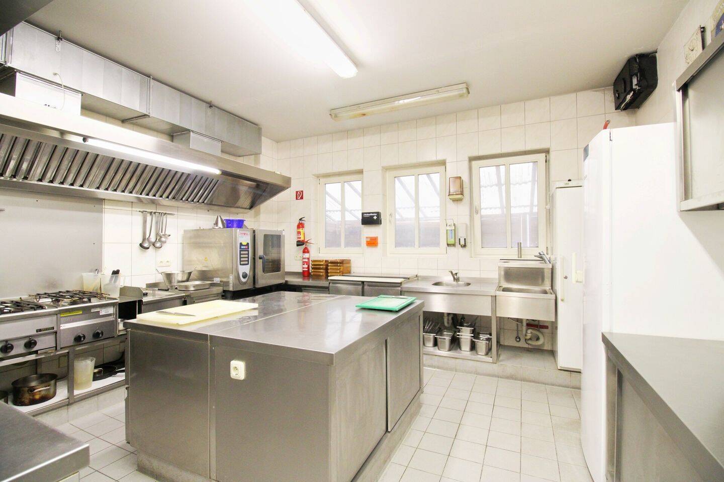 Attraktive Pension mit Restaurant nur 800 Meter zum beliebten Ostseestrand im Ostseeheilbad Graal-Müritz!!! – 18181 Rostock – Vorschaubild 3