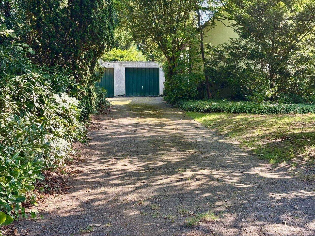 Idyllisch Wohnen in der 2. Reihe – freistehendes Einfamilienhaus mit 10 Zimmern – 28355 Bremen – Vorschaubild 3