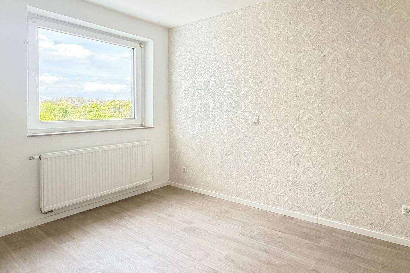 Flexibel nutzbare 3- Zimmer- Wohnung – ideal für Eigennutzer oder Kapitalanalger – 50767 Köln – Vorschaubild 3