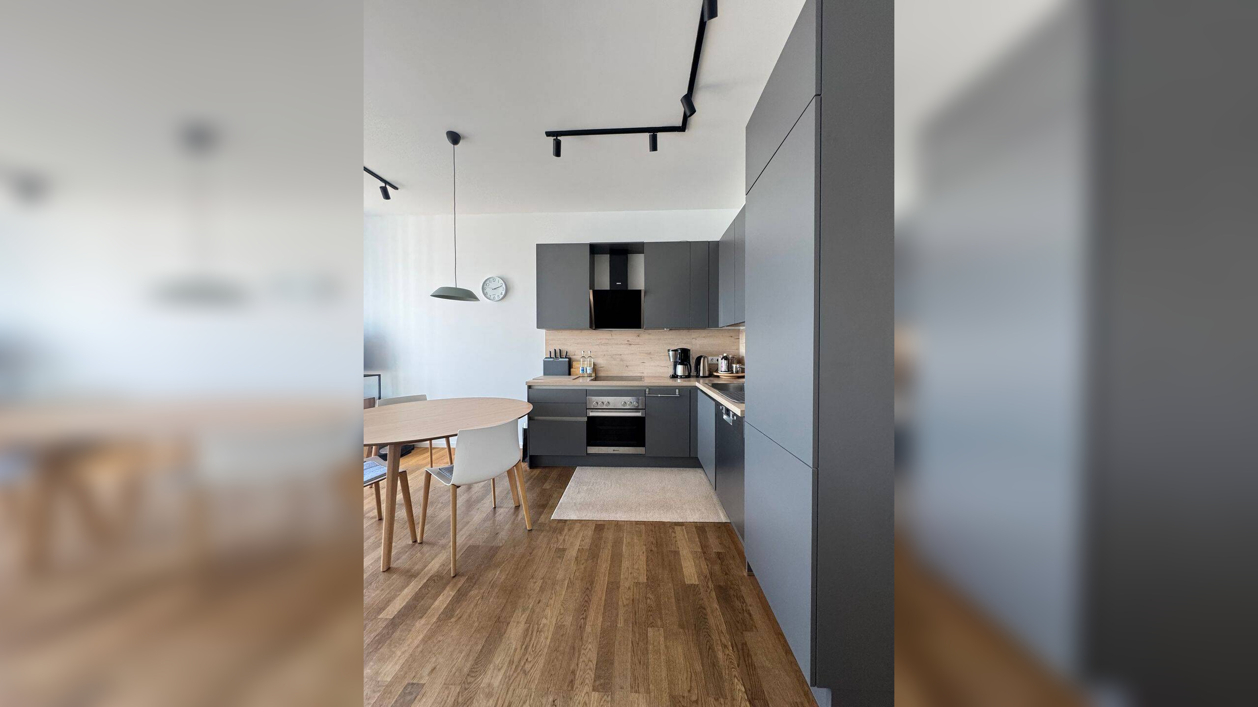 Neubau Penthouse im obersten Geschoss mit zwei Terrassen und Wasserblick in der Europacity – 10557 Berlin – Vorschaubild 4