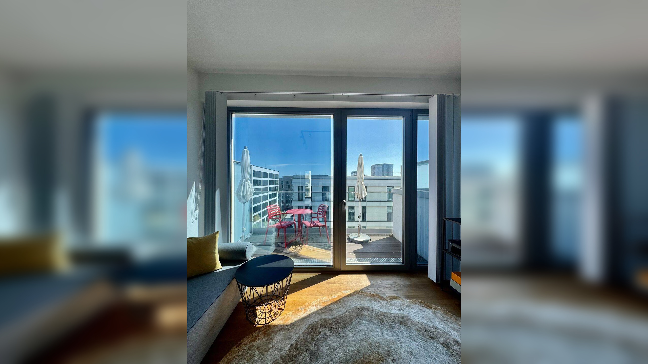 Neubau Penthouse im obersten Geschoss mit zwei Terrassen und Wasserblick in der Europacity – 10557 Berlin – Vorschaubild 5