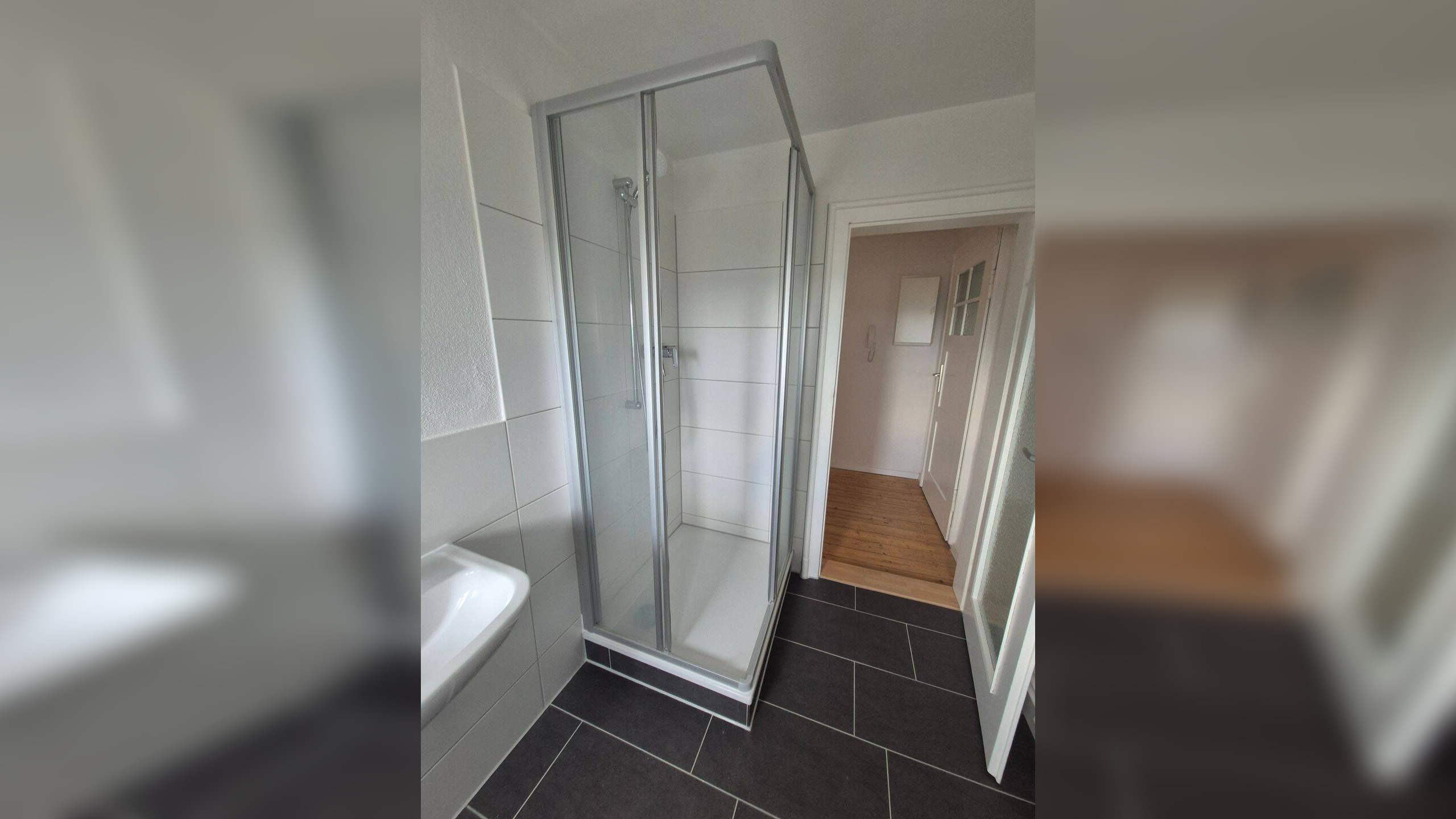3-Raumwohnung mit schönen Dielenboden zu vermieten – 1156 Dresden – Vorschaubild 5
