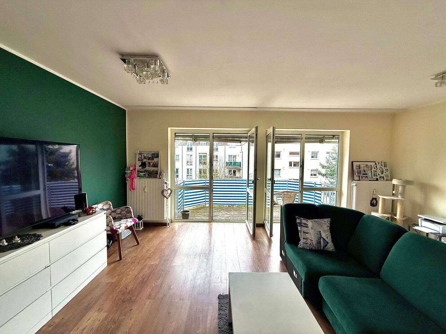 Großzügige Maisonette mit 5 Zimmern, zwei Terrassen und offenem Wohnkonzept – 13583 Berlin – Vorschaubild 3