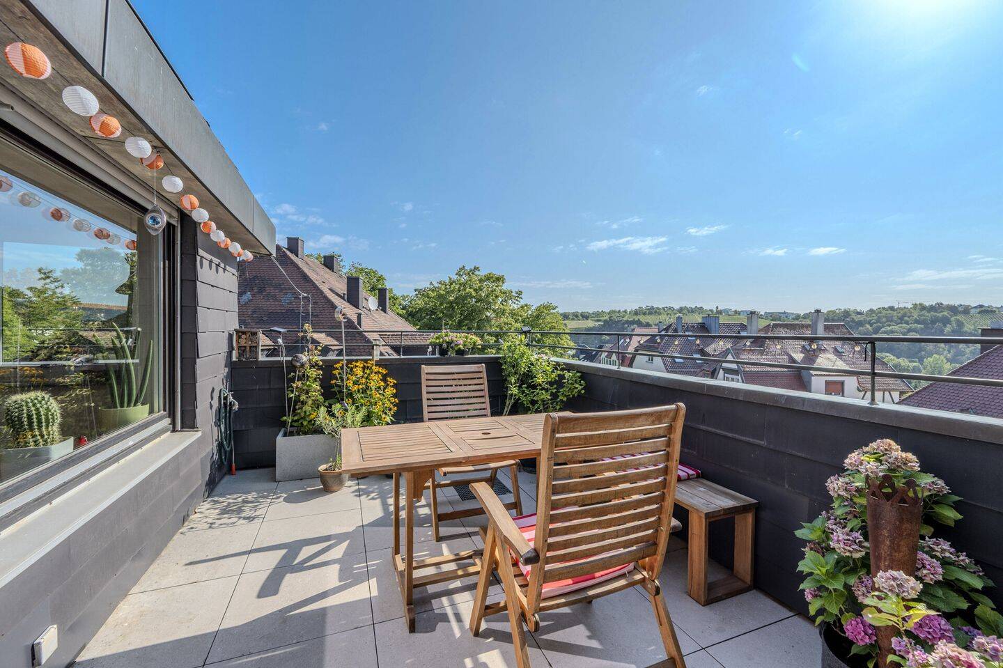 Penthouse-Feeling mit Kamin und Blick auf die Weinberge – 70376 Stuttgart – Vorschaubild 11