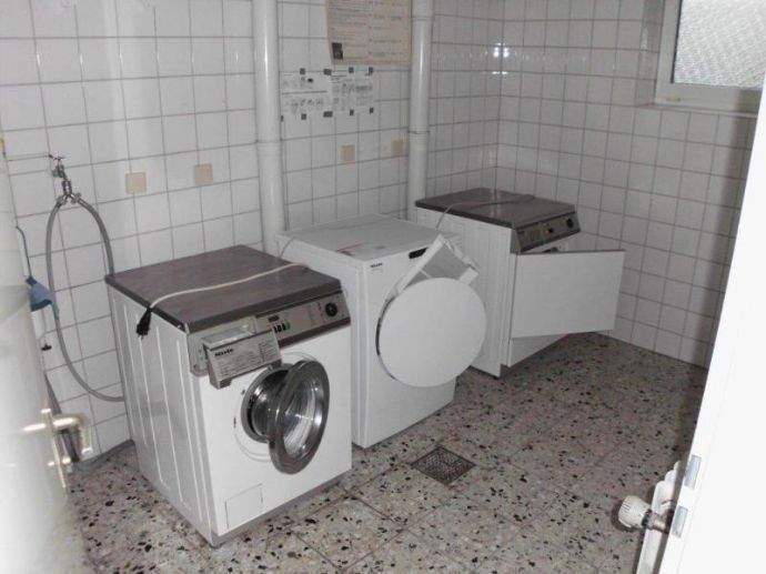 Sebaldsbrück – 2 Zi.-Wohnung im DG – Balkon – Nähe Mercedes – 28309 Bremen – Vorschaubild 3