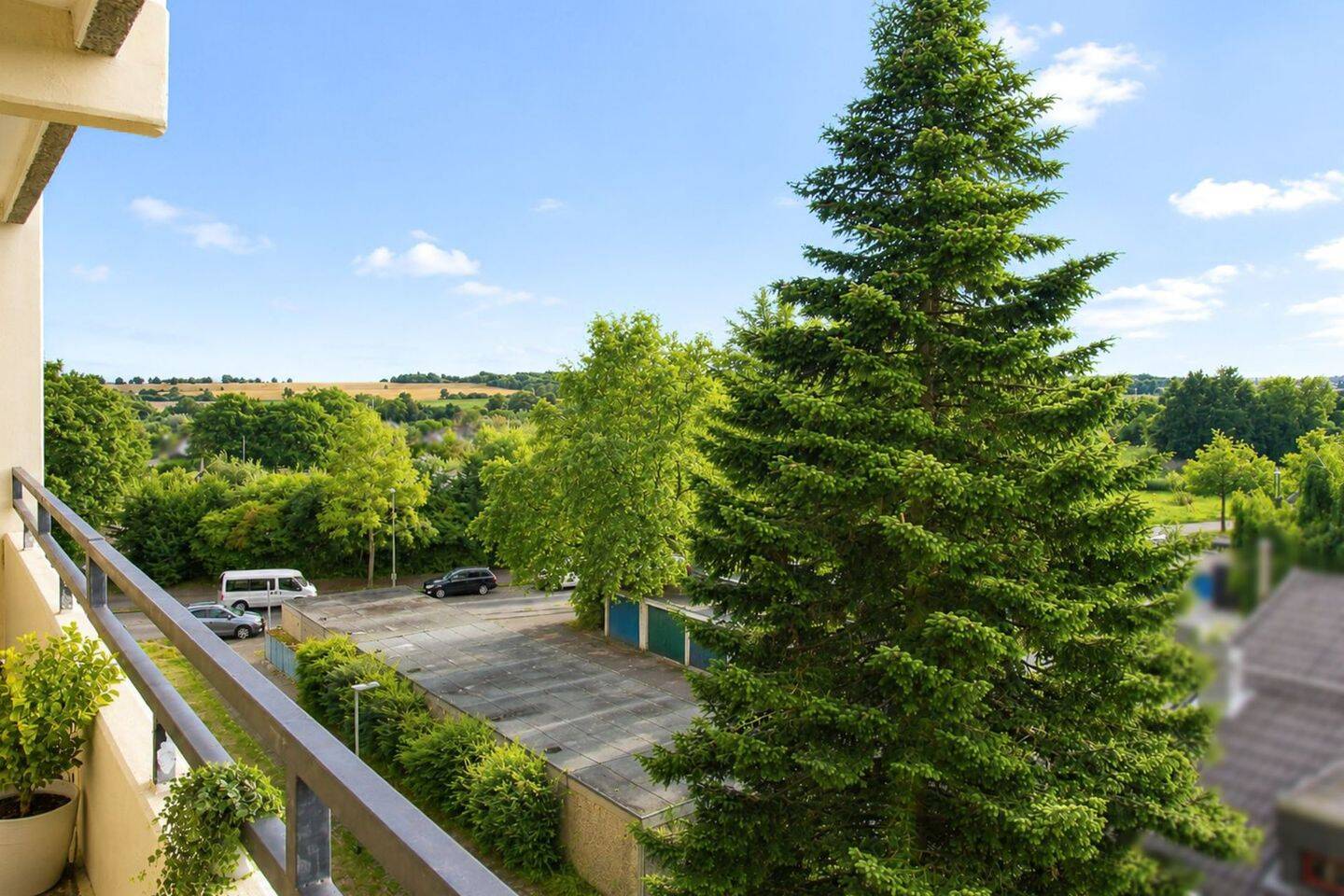 Ideale 2-Zimmer Wohnug mit Balkon und Panoramblick – 30539 Hannover – Vorschaubild 4