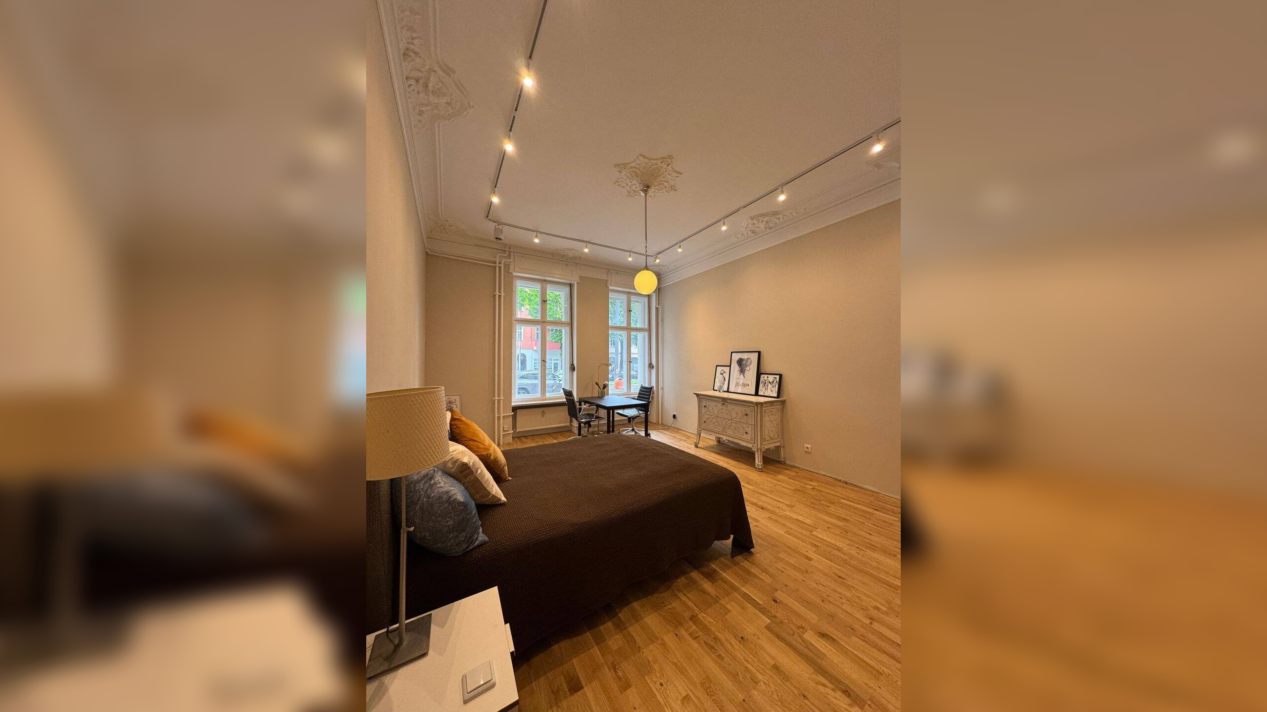 Altbauklassiker mit hochwertiger Modernisierung, Stuck und Spa Bad in Charlottenburg – 10585 Berlin – Vorschaubild 3
