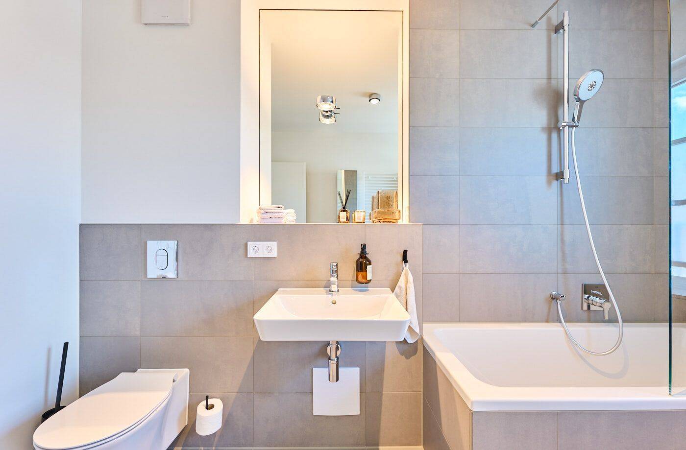 Hochwertige 4-Zimmer-Wohnung mit Penthouse-Atmosphäre – durchdacht statt Standard – 80999 München – Vorschaubild 4