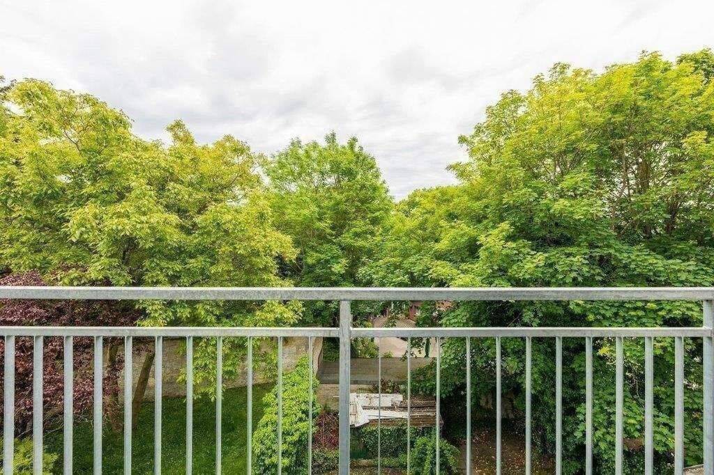 Bes. 17.08. zum 01.10. – Sanierter 2-Zimmer-Altbaug mit Balkon – 24113 Kiel – Vorschaubild 3