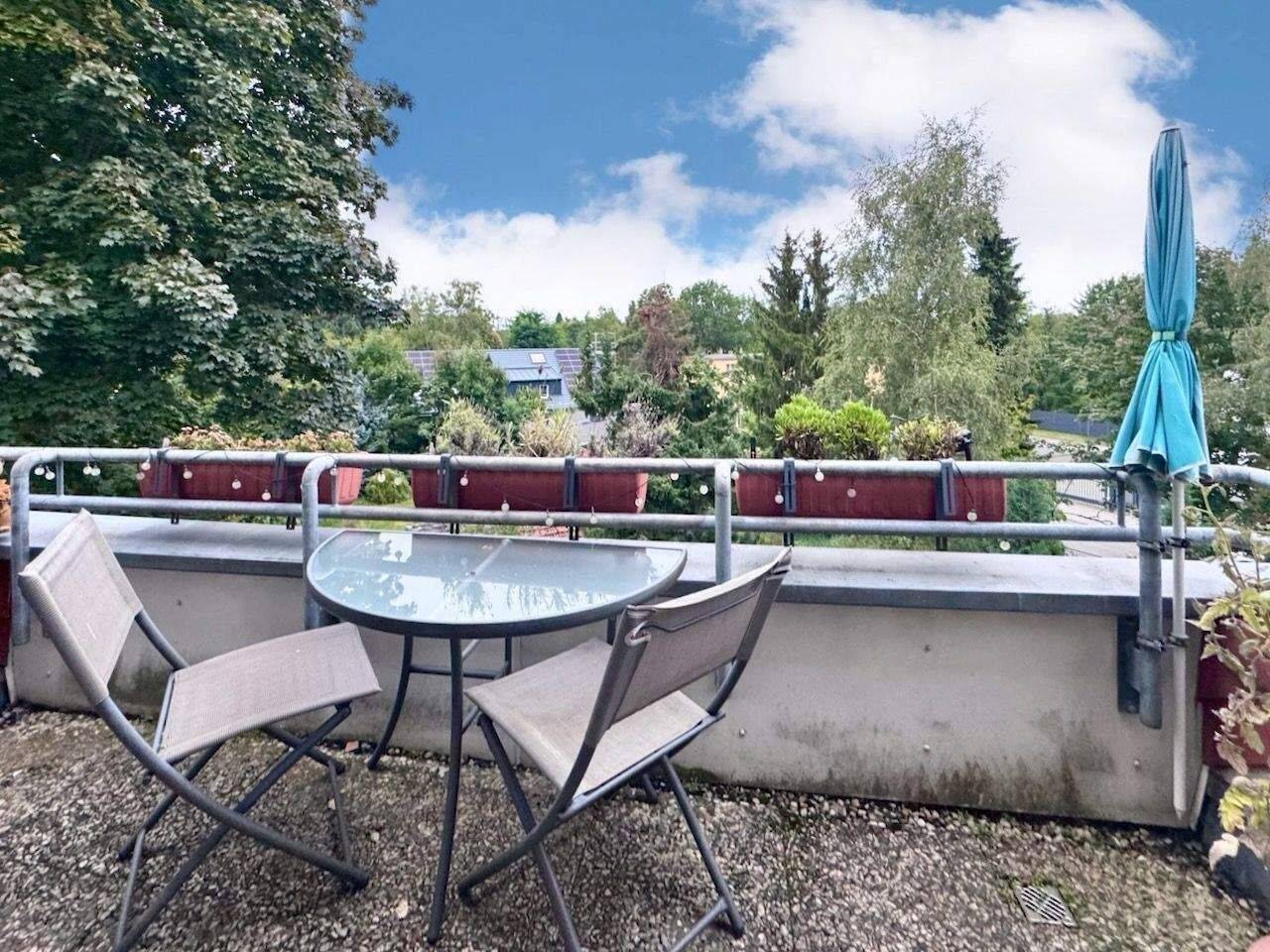 SONNIGE TERRASSE – MIT FAHRSTUHL & TIEFGARAGEN-STELLPLATZ – ZUR ZEIT VERMIETET – 12107 Berlin – Vorschaubild 3