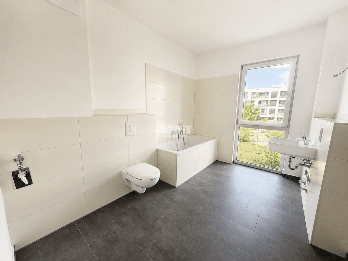 antaris Immobilien GmbH **Familienfreundliche 4-Raum-Wohnung mit Balkon & zwei Bädern** – 99085 Erfurt – Vorschaubild 8