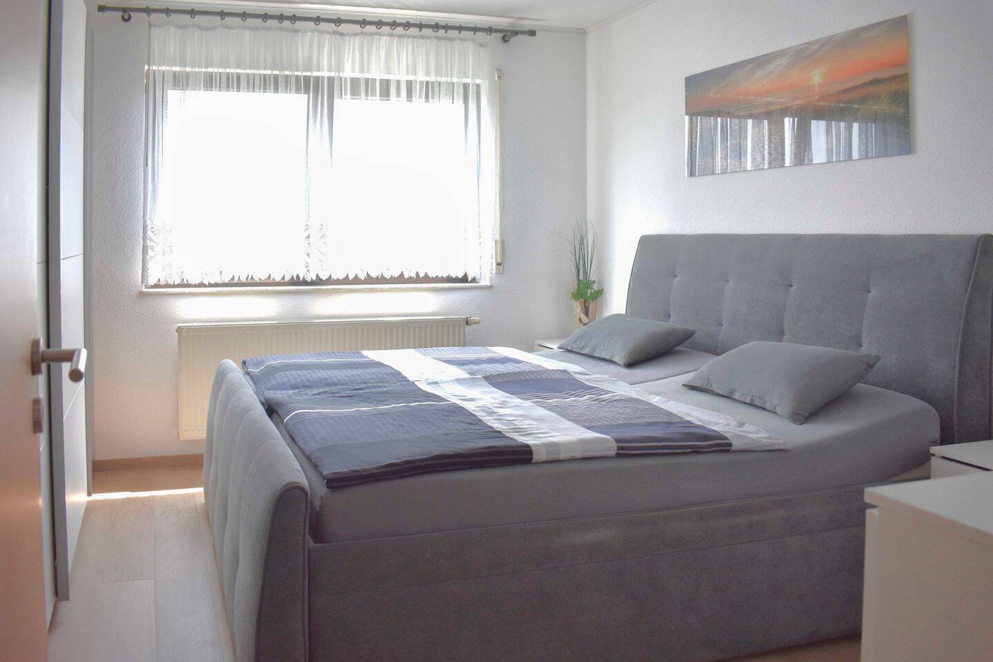 Freistehender Bungalow mit Garten, Garage, ELW und großzügigem Grundstück in Groß-Rohrheim – 68649 Groß-Rohrheim – Vorschaubild 9