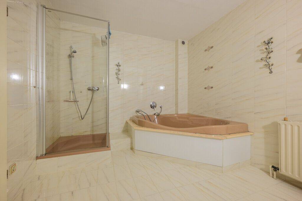 EFRH mit Garage und kleinem Süd-Garten in absolut beliebter Wohnlage – 52080 Aachen – Vorschaubild 4