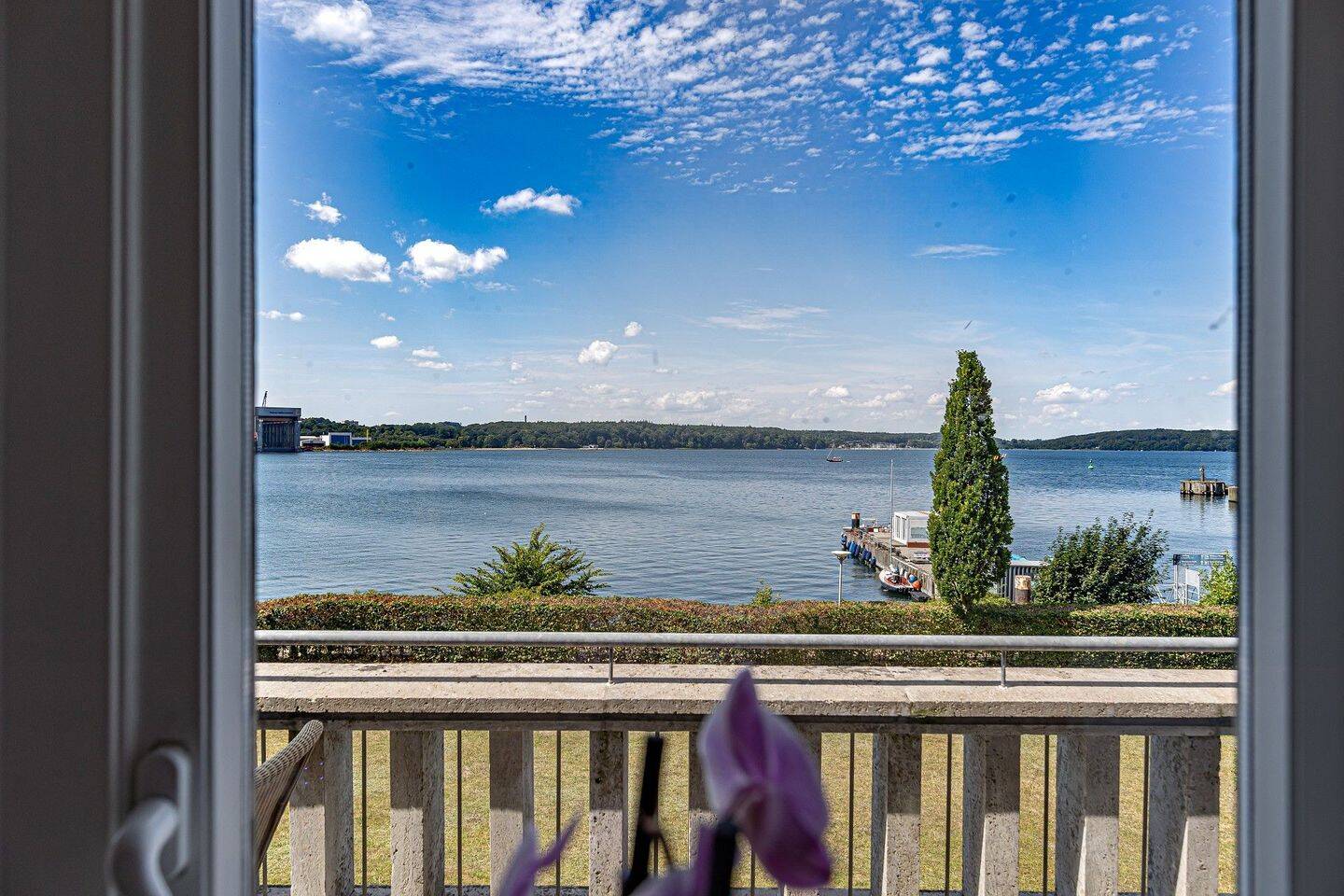 Exklusives Wohnen in erster Wasserlage – Traumwohnung mit Panoramablick über die Flensburger Förde – 24944 Flensburg – Vorschaubild 3