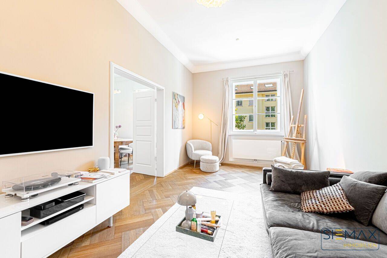 Altbaujuwel in Bestlage – 3,5 Zimmer mit Südwestbalkon am Prinzregentenplatz – 81675 München – Vorschaubild 4