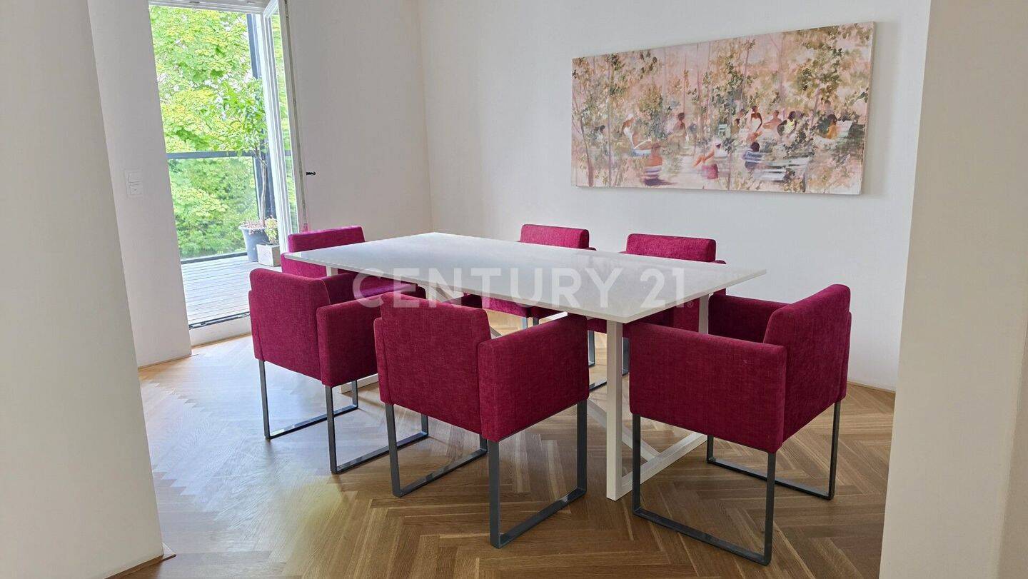 Teilmöblierte 5 Zi-Whg, mit Aufzug, 3 Balkone, 3 Bäder, ruhiges Wohnen trotz Stadtmitte! – 65183 Wiesbaden – Vorschaubild 3
