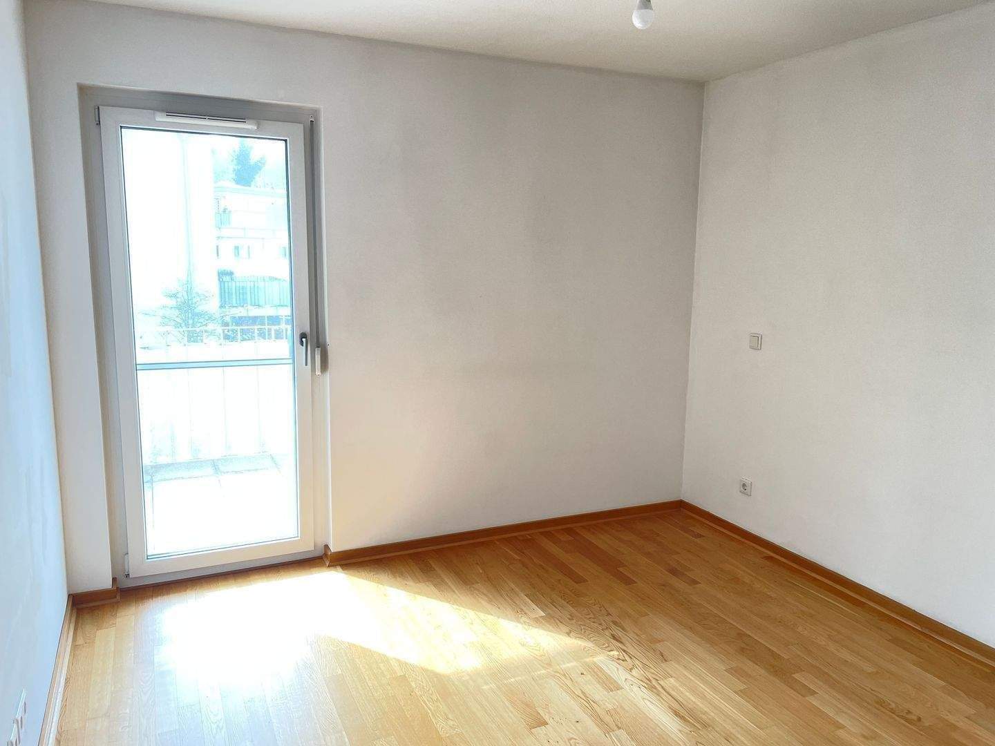 Moderne 3 -Zimmerwohnung mit Balkon  Grundigpark – 90768 Fürth – Vorschaubild 3