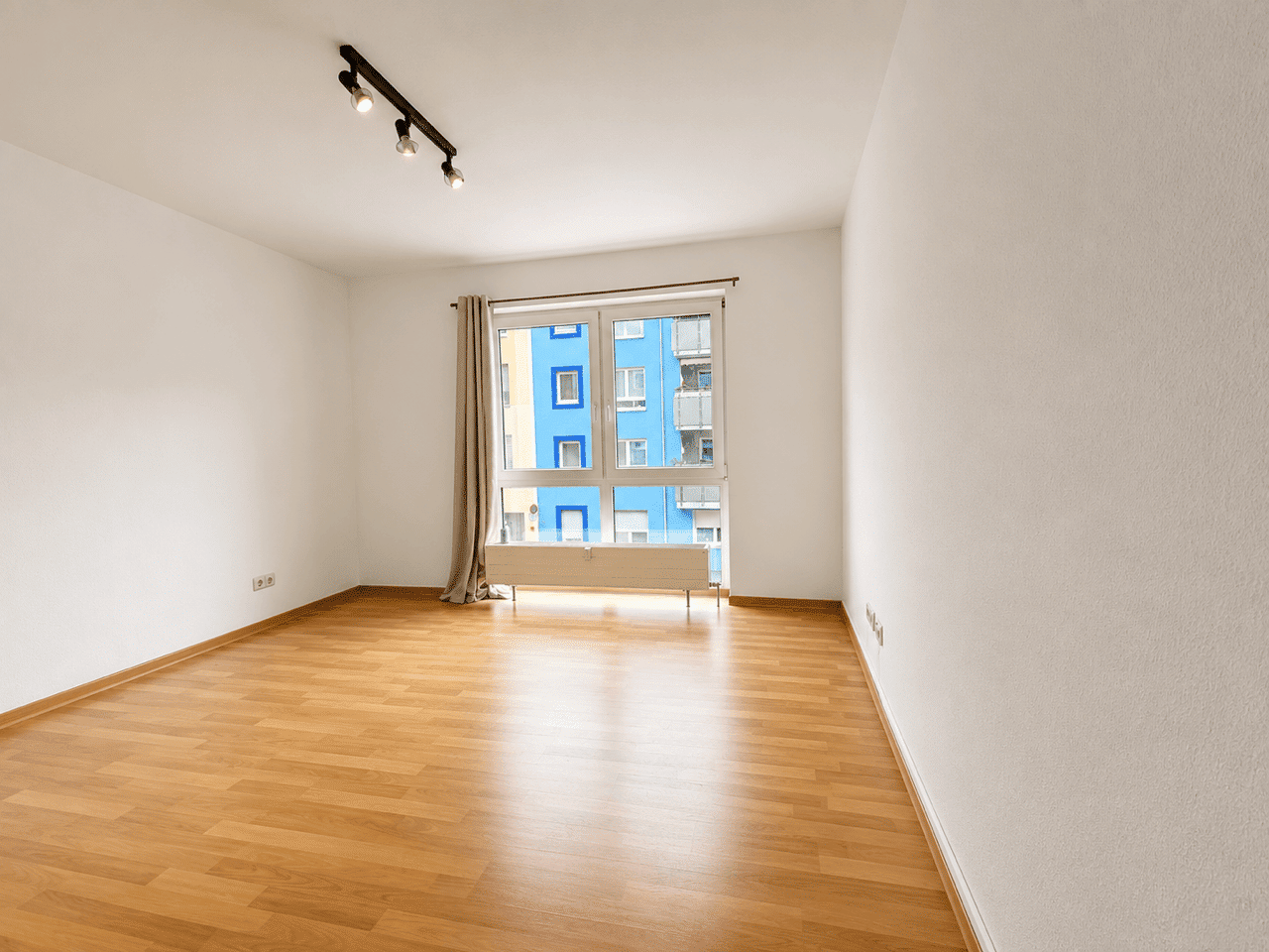 Leerstehend: Top gepflegte 1-Zimmer-Wohnung im Sonnenhof – 90763 Fürth – Vorschaubild 3
