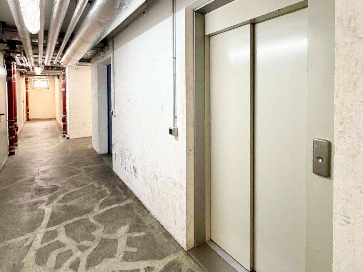 Gepflegte 2-Zimmer-Wohnung mit Duplex-Parker im Sonnenhof – 90763 Fürth – Vorschaubild 3