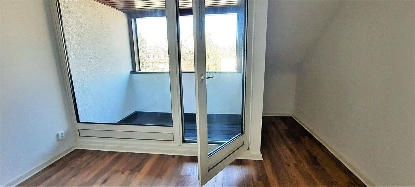 Schöne 3-Zimmer-ETW in guter Lage von Hamburg-Sasel – 22393 Hamburg – Vorschaubild 3