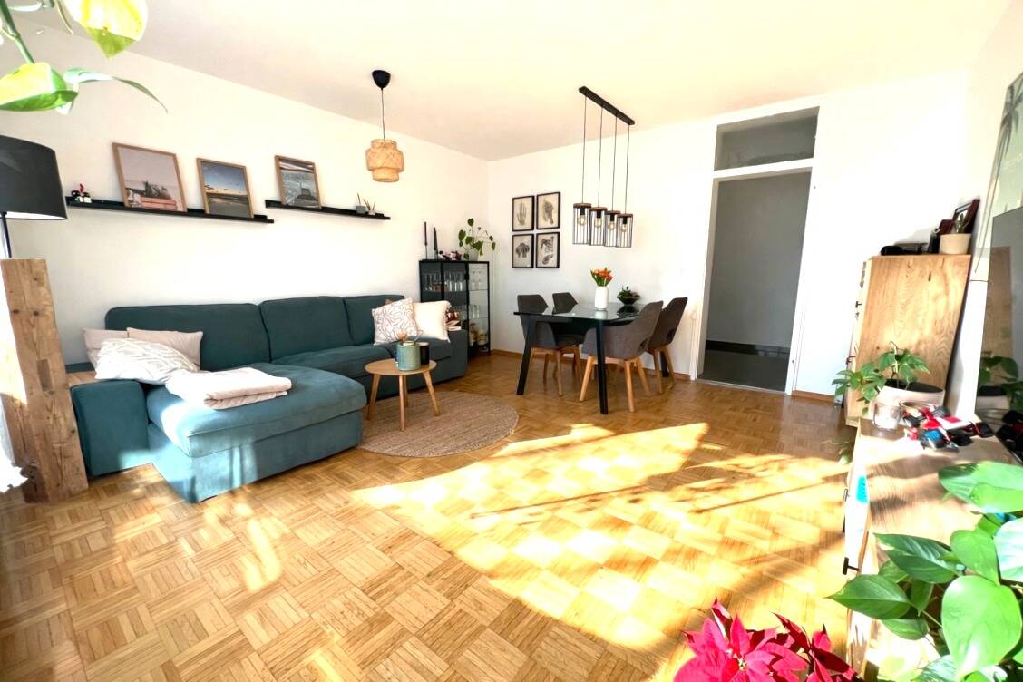 Attraktives 2-Zimmer-City-Apartment mit Balkon in begehrter Innenstadtlage von Karlsruhe – 76137 Karlsruhe – Vorschaubild 3