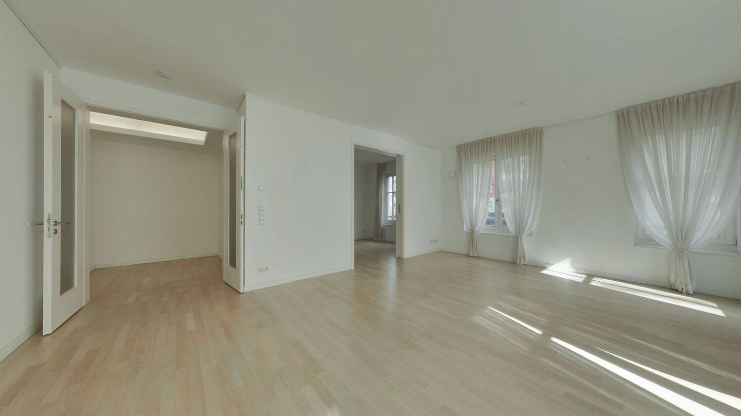 Großzügige 4-Zimmer-Erdgeschosswohnung mit Balkon und hochwertiger Ausstattung – 10707 Berlin – Vorschaubild 6