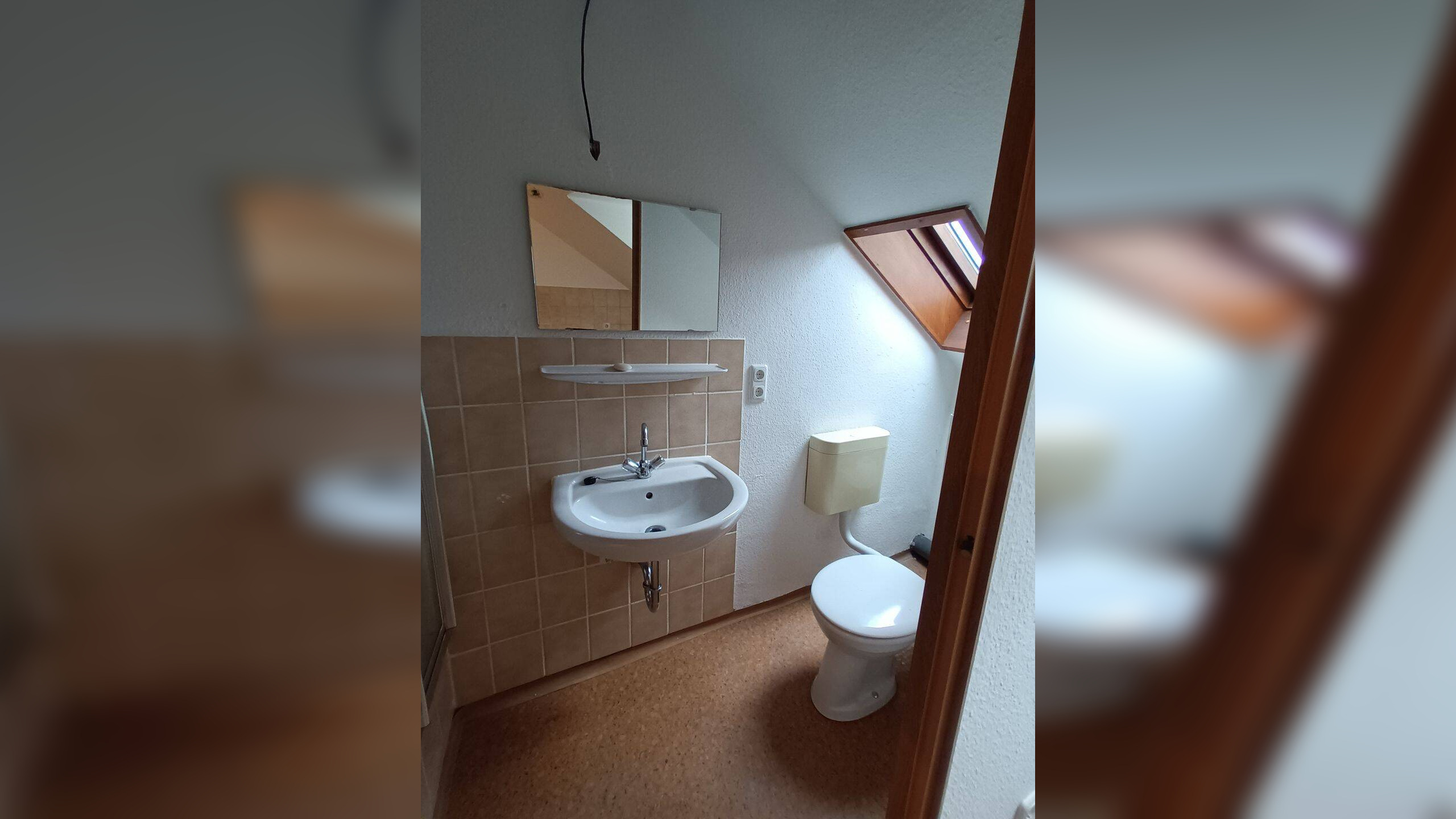 H-41002 – Dachgeschosswohnung mit Einbauküche im Stadtzentrum – 95028 Hof – Vorschaubild 8