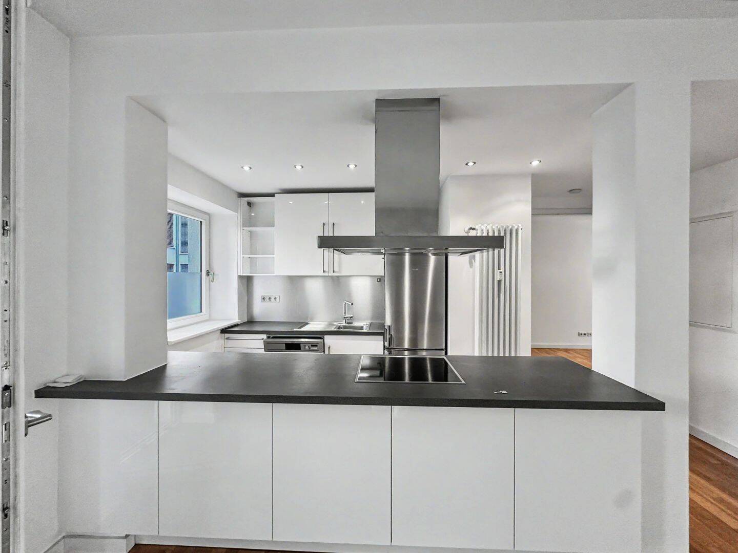 Stilvoll wohnen in Bestlage – exklusive 3-Zimmer-Wohnung mit 2 Balkonen in Berlin Wilmersdorf – 10719 Berlin – Vorschaubild 8