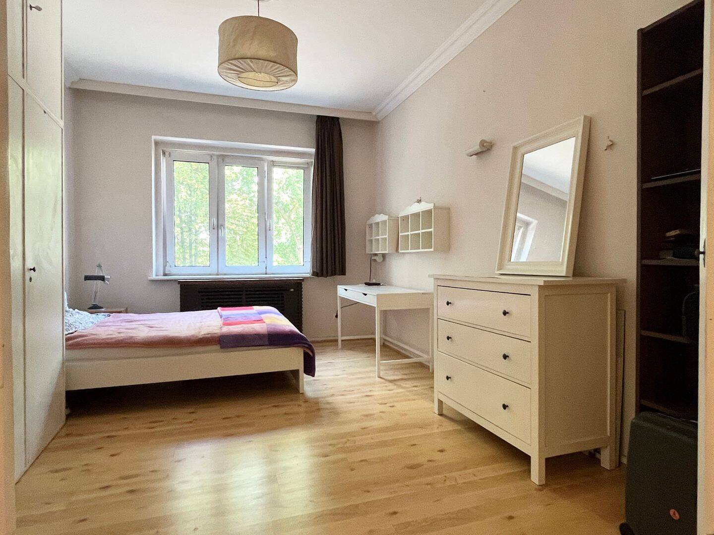Altbauwohnung | 4 Zimmer | 120qm | Blick ins Grüne | direkt am Halensee – 10711 Berlin – Vorschaubild 9