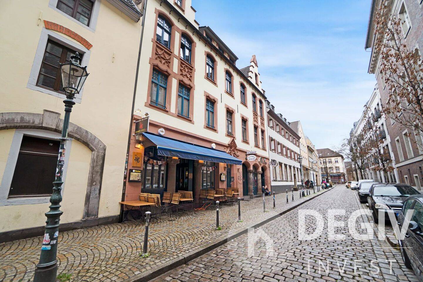 Kaufen und später einziehen – 4-Raum-Altbau 90 m² in der Düsseldorfer Altstadt – 40213 Düsseldorf – Vorschaubild 4