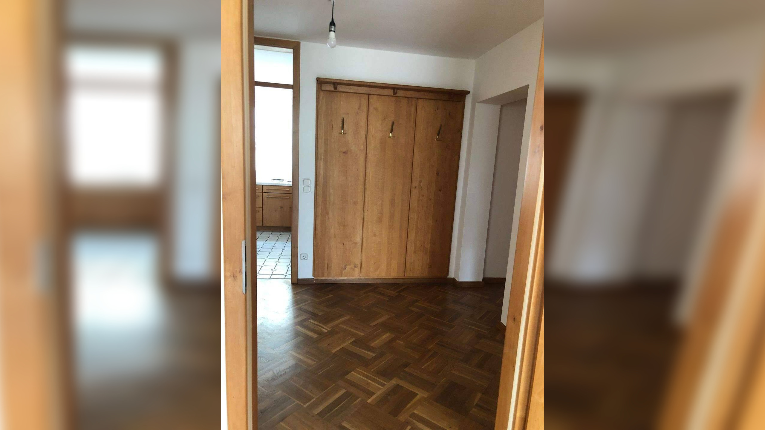 Stadtwohnung – 1. Etage -Schweinfurter Innenstadt–94 m² mit Wintergartenerker + Garageneinstellplatz.01.09. oder nach Absprache frei. – 97421 Schweinfurt – Vorschaubild 9