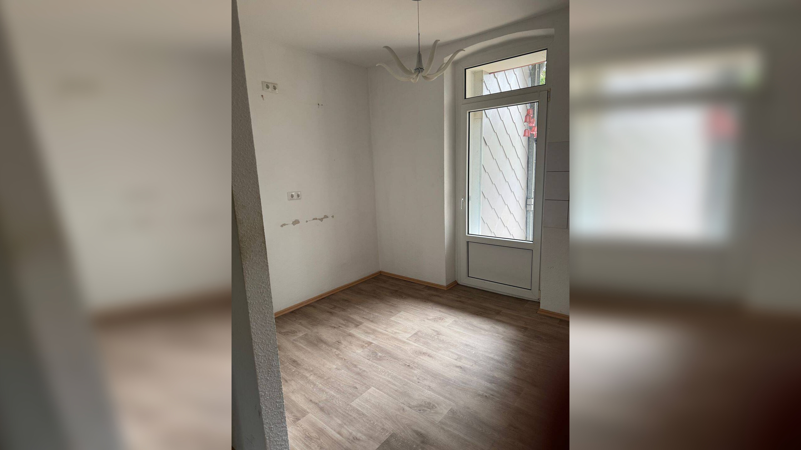 Attraktive und hervorragend geschnittene Altbau-3-Zimmer-Erdgeschosswohnung in der Bahnstraße 11, 47166 Duisburg (Renovierung erfolgt im August) – 47166 Duisburg – Vorschaubild 3