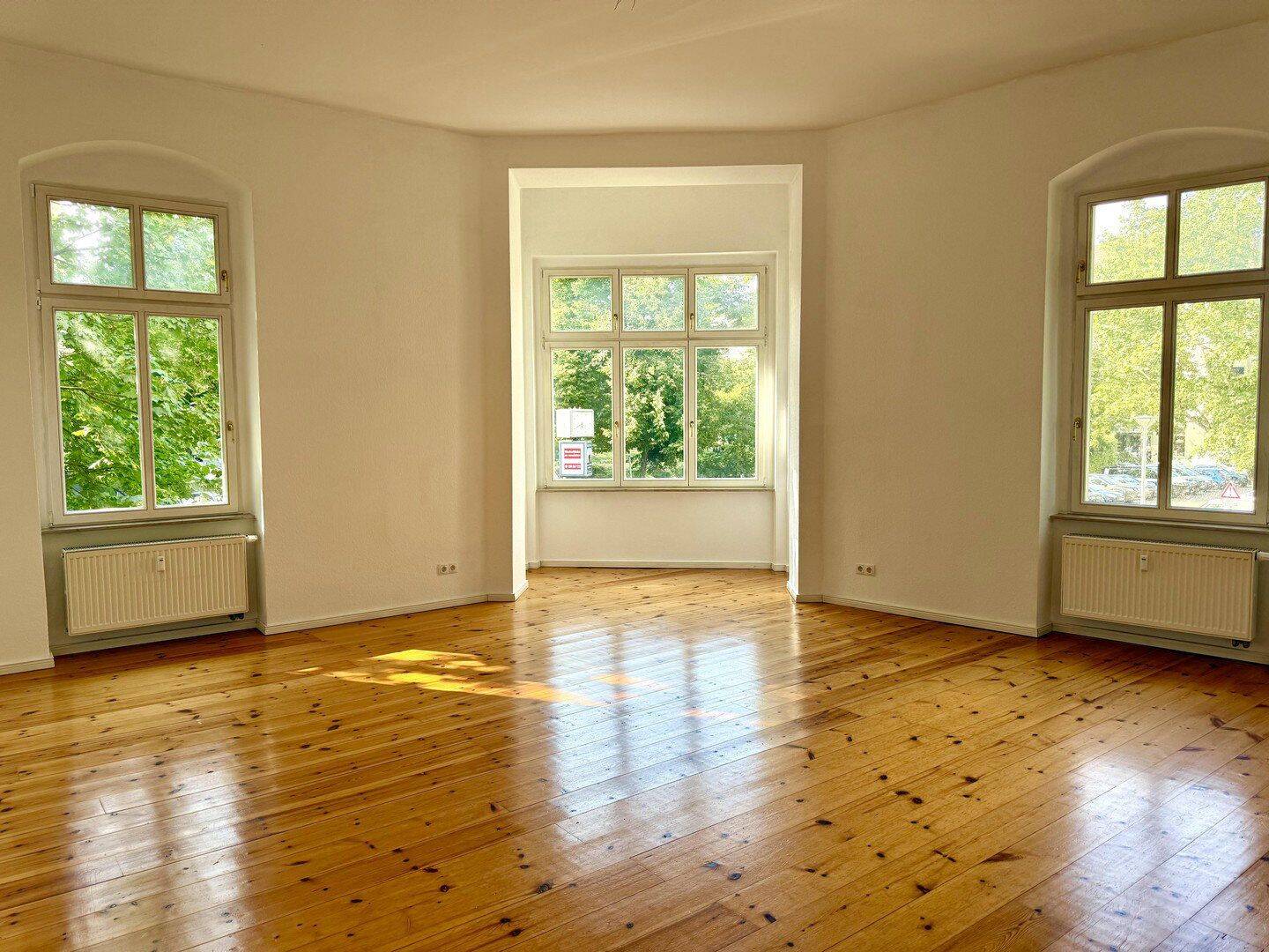 Lichtdurchflutete Wohnung, Toller Blick zum Helmholtzplatz (Provisionsfrei!) – 10437 Berlin – Vorschaubild 4