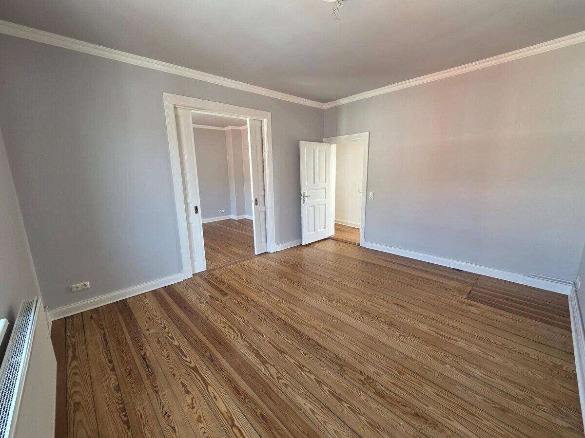 Gut geschnittene 3-Zimmer-Wohnung mit offenem Wohnbereich und Balkon! – 24149 Kiel – Vorschaubild 3