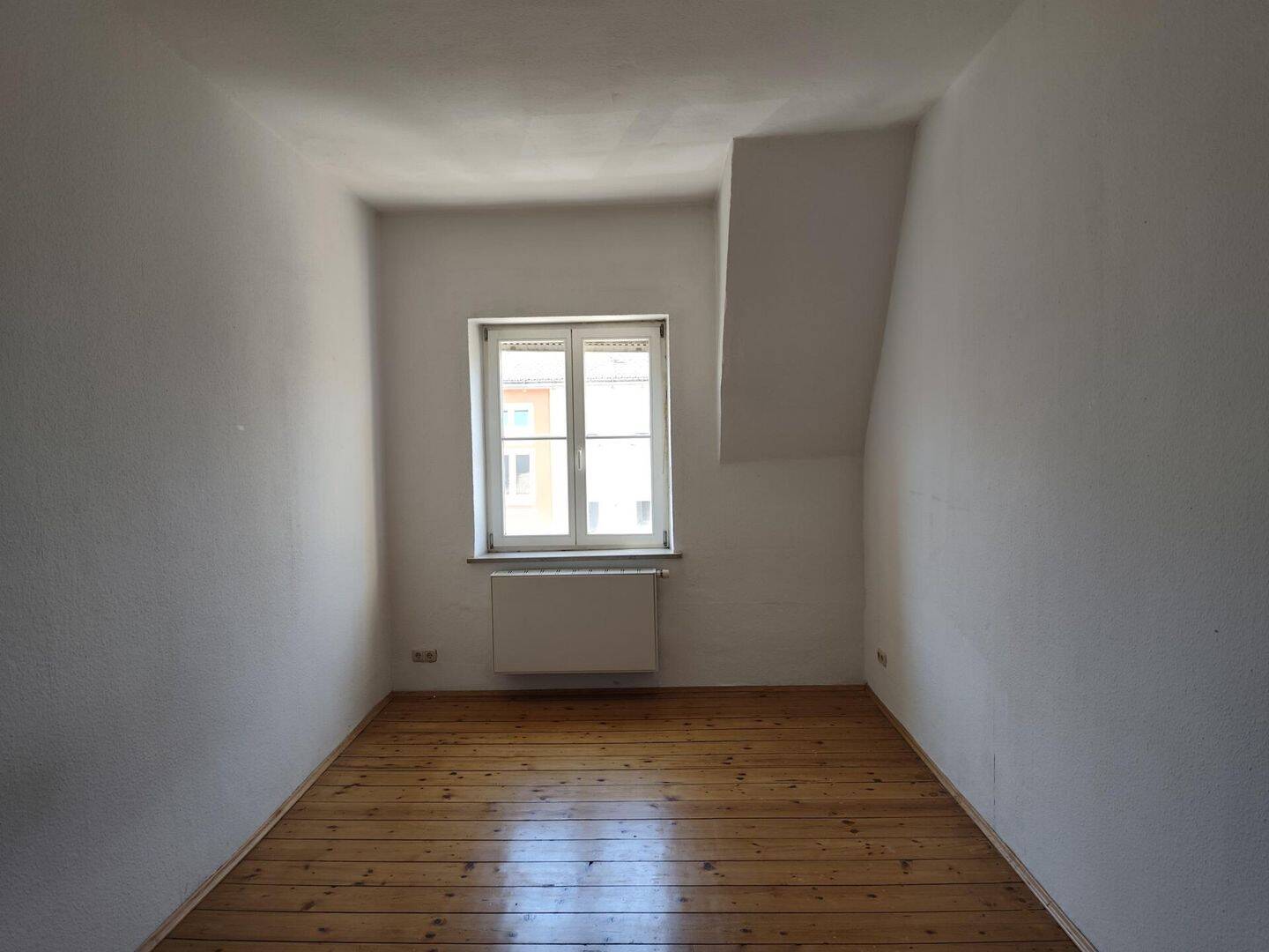 Altbauwohnung in Neuhausen, teilweise renovierungsbedürftig – BES am FR 14.08. n. ind. Vereinb. – 80637 München – Vorschaubild 11