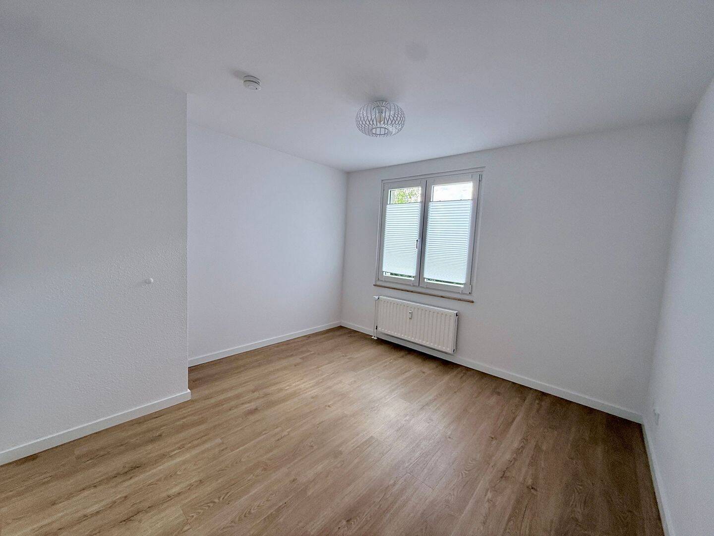 Erstbezug nach umfassender Renovierung | Exklusive 2-Zimmer-Wohnung (61,26 m²) | Loggia | Aufzug | hochwertige Teilmöblierung | All-inclusive-Miete – 14480 Potsdam – Vorschaubild 6