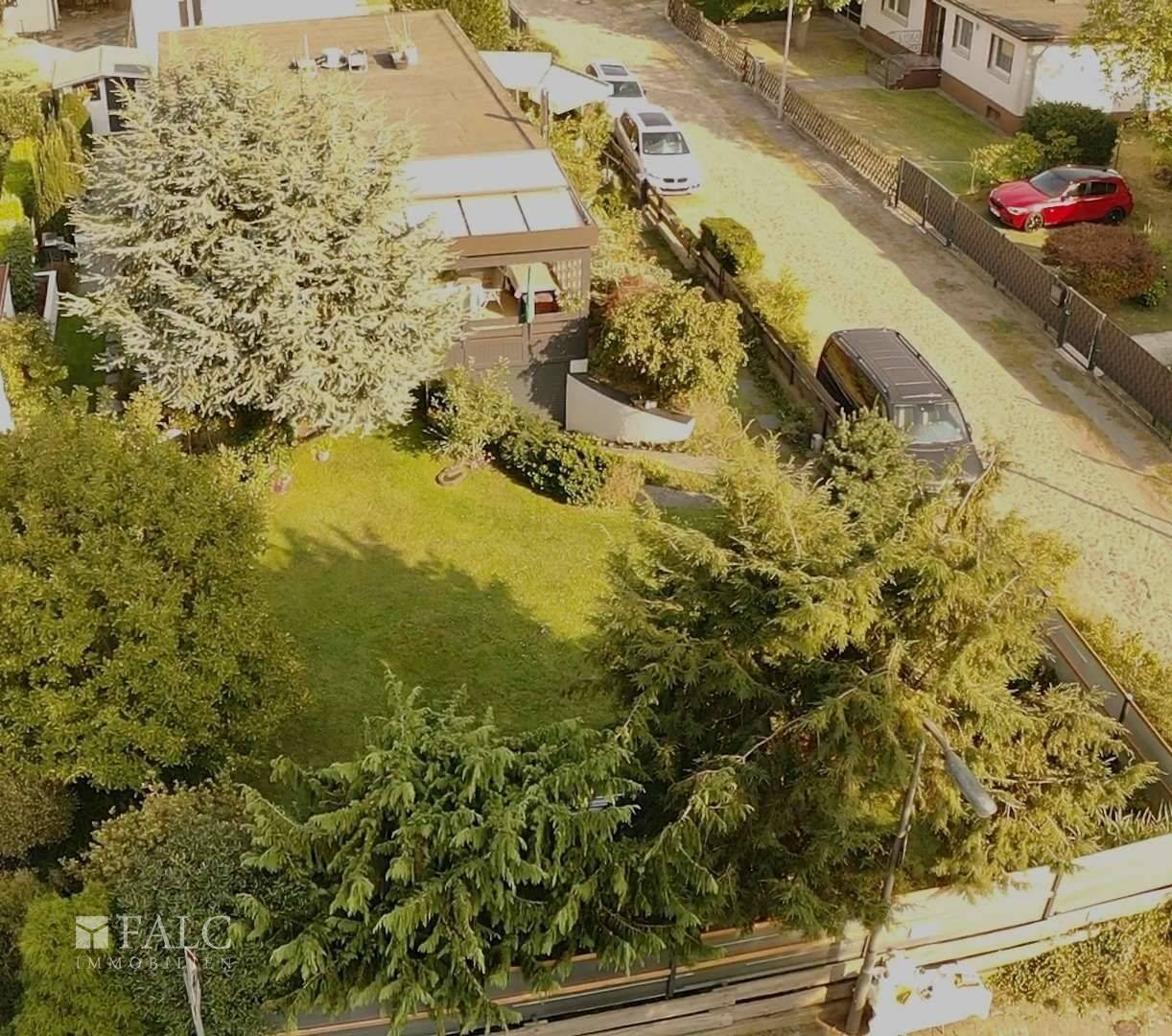 ***Hochwertiges Einfamilienhaus mit Wintergarten, überdachter Terrasse und exklusiver Ausstattung*** – 13581 Berlin – Vorschaubild 3