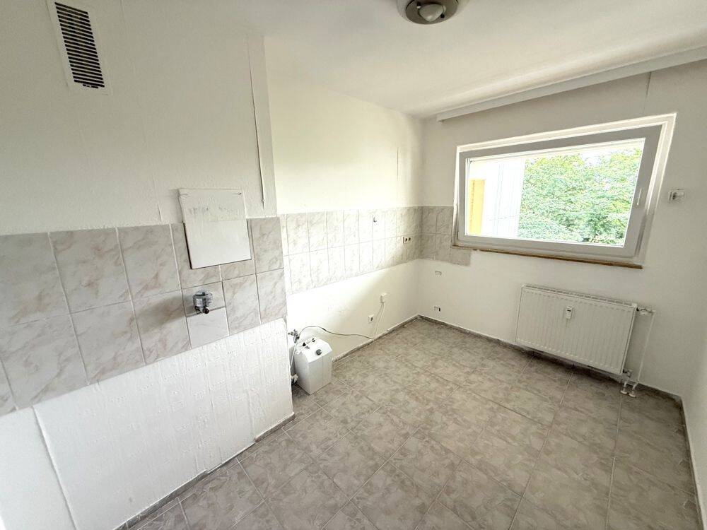 Schöne Aussicht! Helle 2 Zimmerwohnung mit Loggia… – 30179 Hannover – Vorschaubild 5