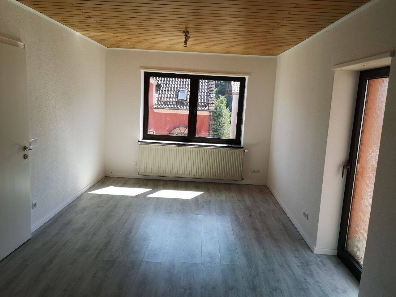 Großzügige 4 ZKB 100 qm mit EBK und 3 Schlafzimmern in 66640 Namborn – 66640 Namborn – Vorschaubild 3