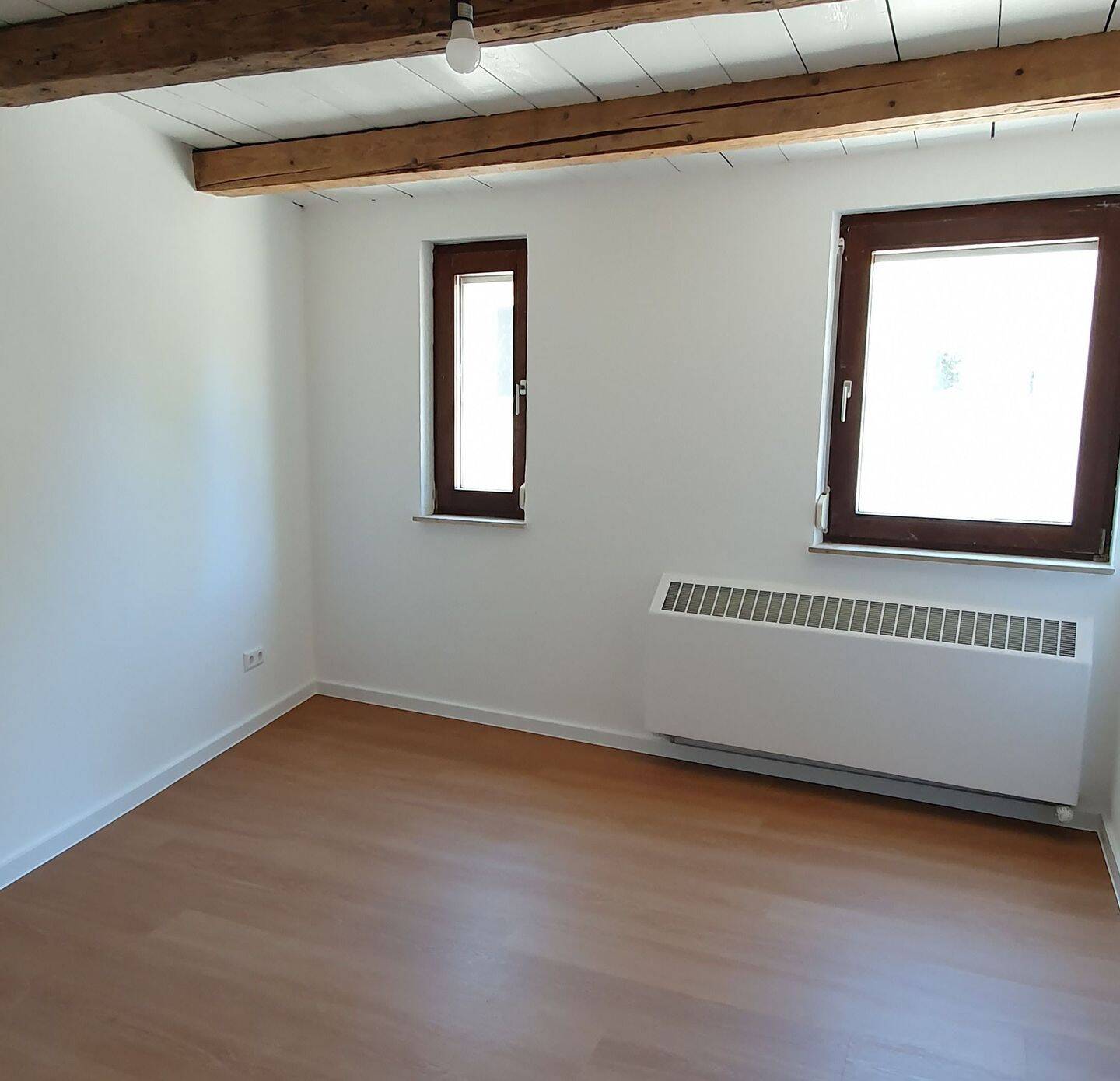 Neu sanierte 3,5 Zi. – Etagenwohnung in 70327 Stuttgart – Wangen, zentrale Wohnlage direkt am Wangener Marktplatz – 70327 Stuttgart – Vorschaubild 5